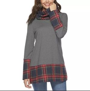 Long Sleeve Plaid Insert Sweatshirt